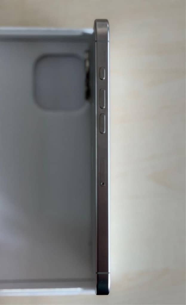 ı phome 16 pro Max - 4