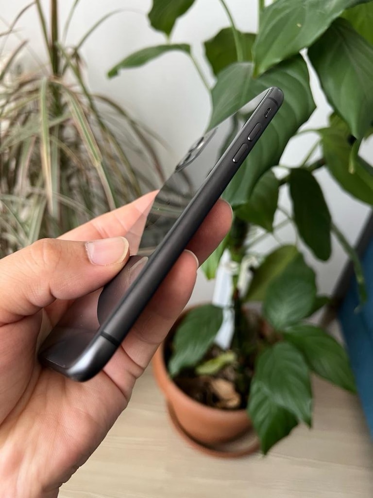 iPhone 11 64 GB % 83 Türkiye Cihazı - 7