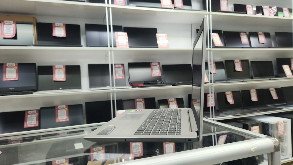 ABT BİLİŞİM –Lenovo | Intel i5-7200U | 8 GB | 240 SSD | 940MX 2 GB - 7