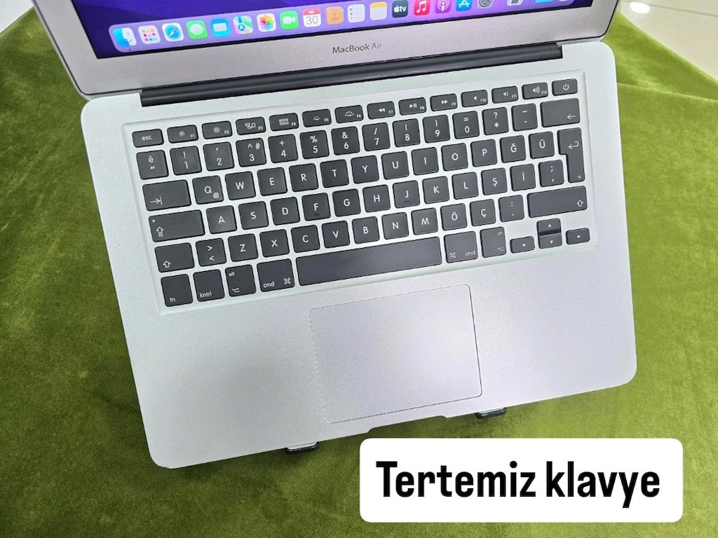 MacBook Air - 5