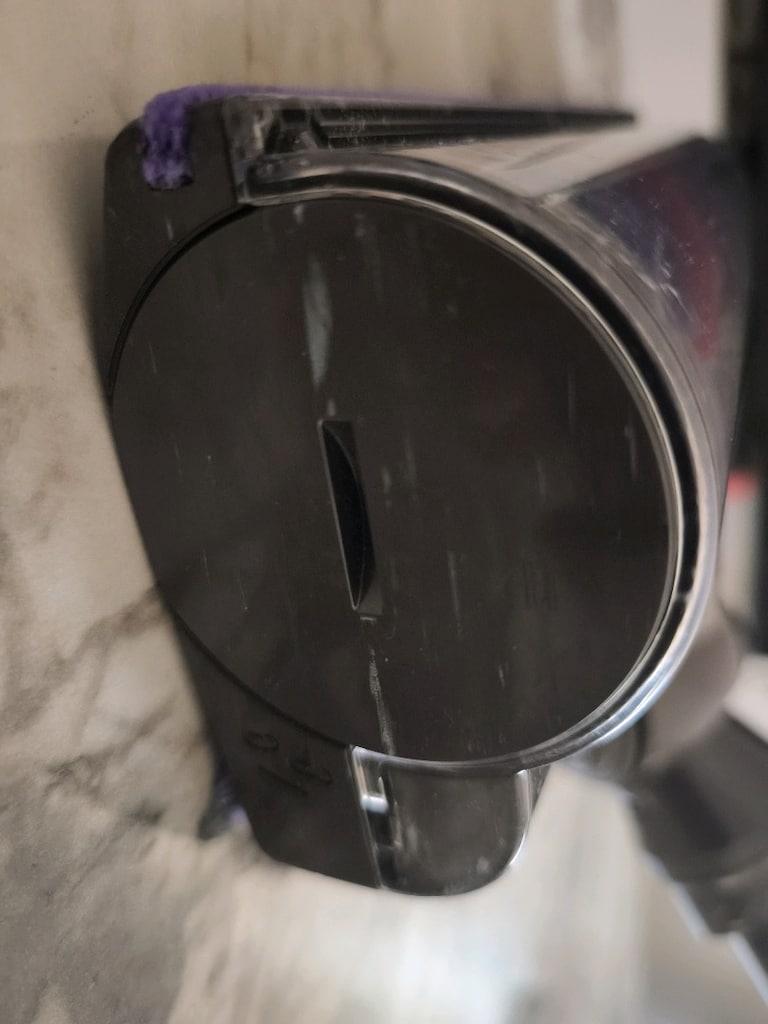 Dyson v12 başlık - 5