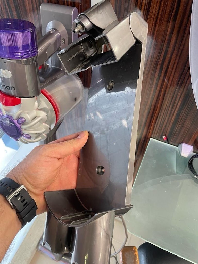 Dyson v8 - 6