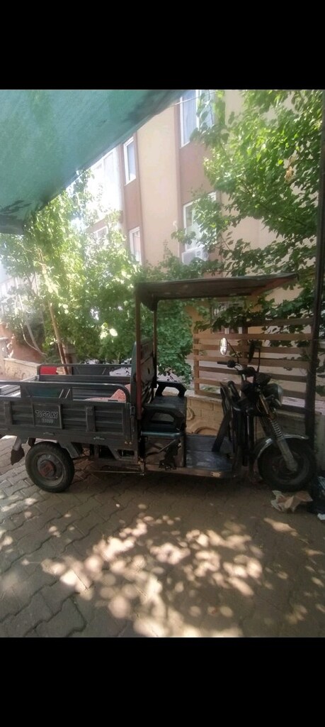 3 tekerli elektrik li motor saglam sorunsuz çalişyor aküler çok iyi du - 3