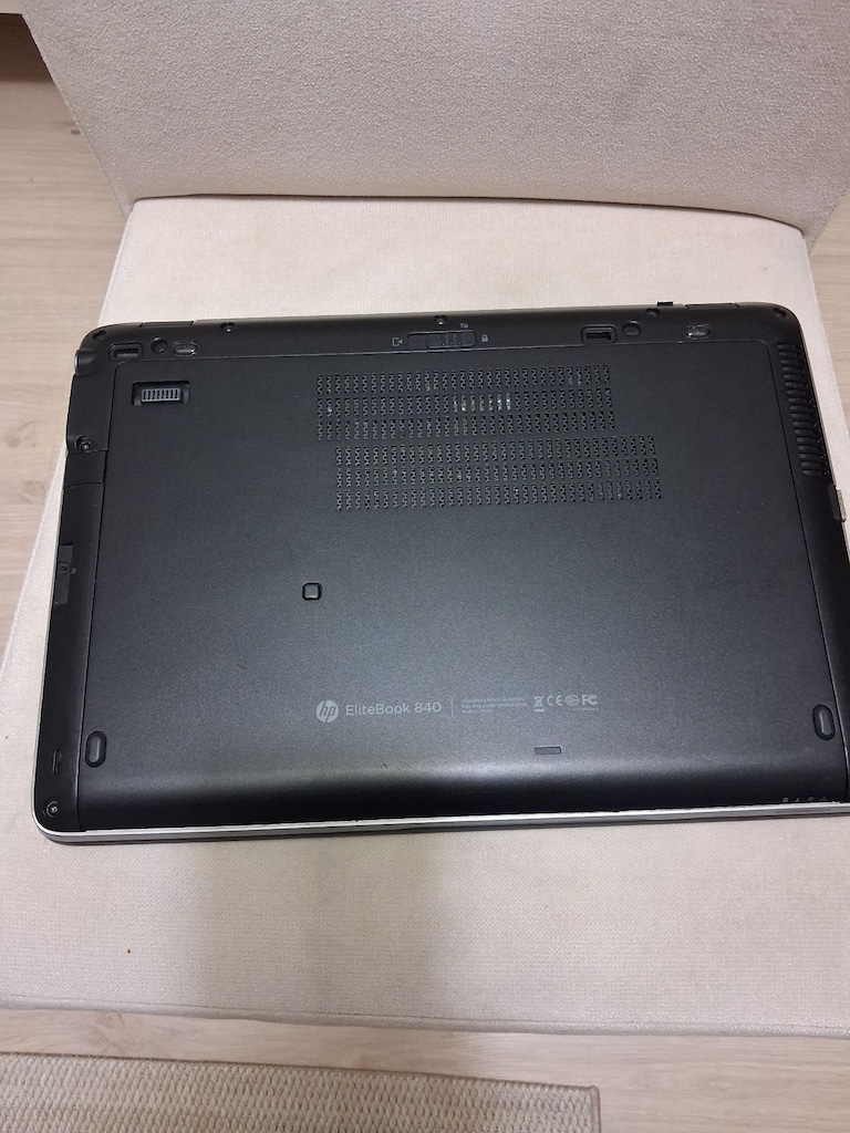 HP EliteBook 840 G1 (i5/8GB/500GB) - 3
