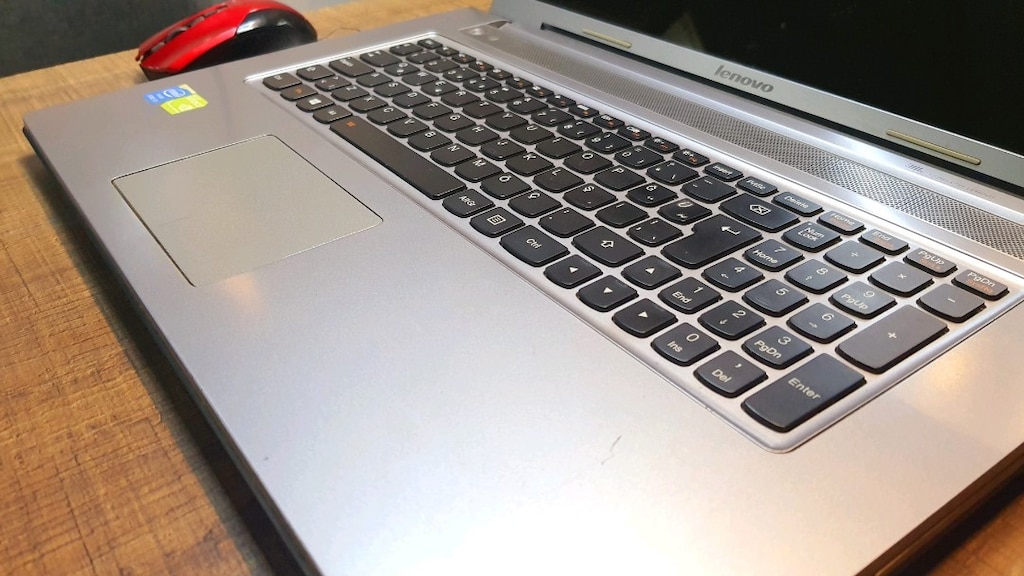 Oyuncu Dev 17.3 inch Lenovo i7qm Nvidia, Yeni Pil, 8gb, SSD Çift Disk - 3