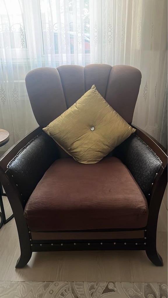 AZ KULLANILMIŞ KOLTUK TAKIMI - 2