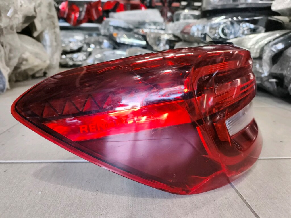 RENAULT TALIANT SOL STOP 21-24 MODEL LEDSIZ ORJINAL ELBA MARKA - 3