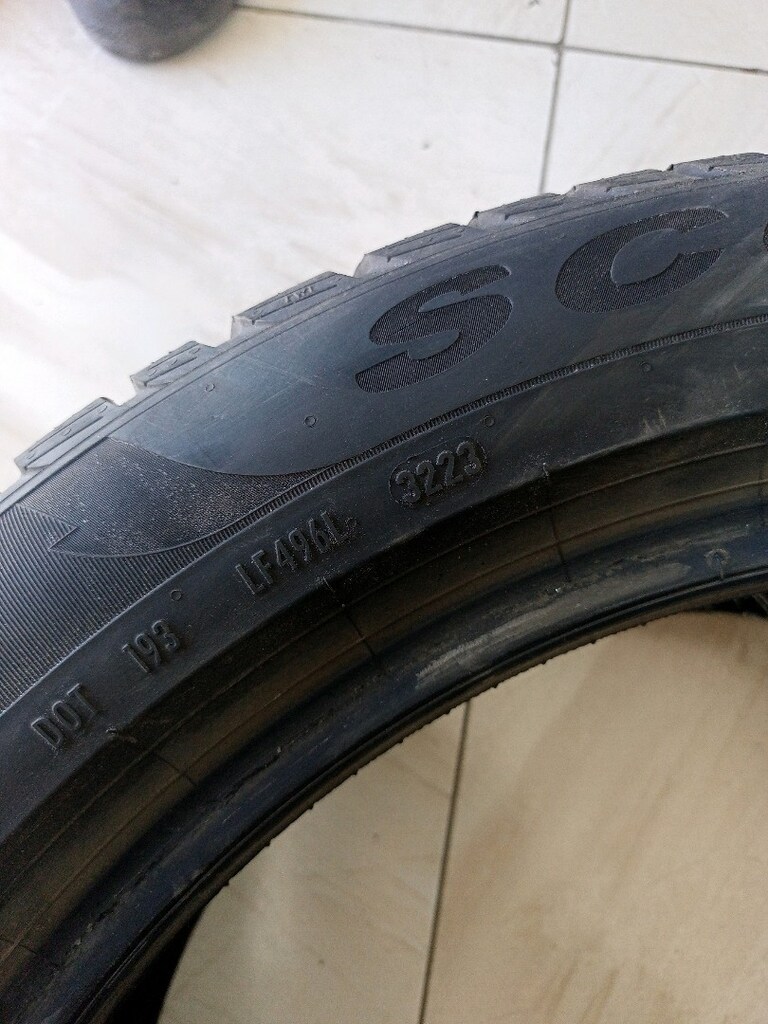 235 50 R19 Pirelli kışlık lastik 2 adet - 3