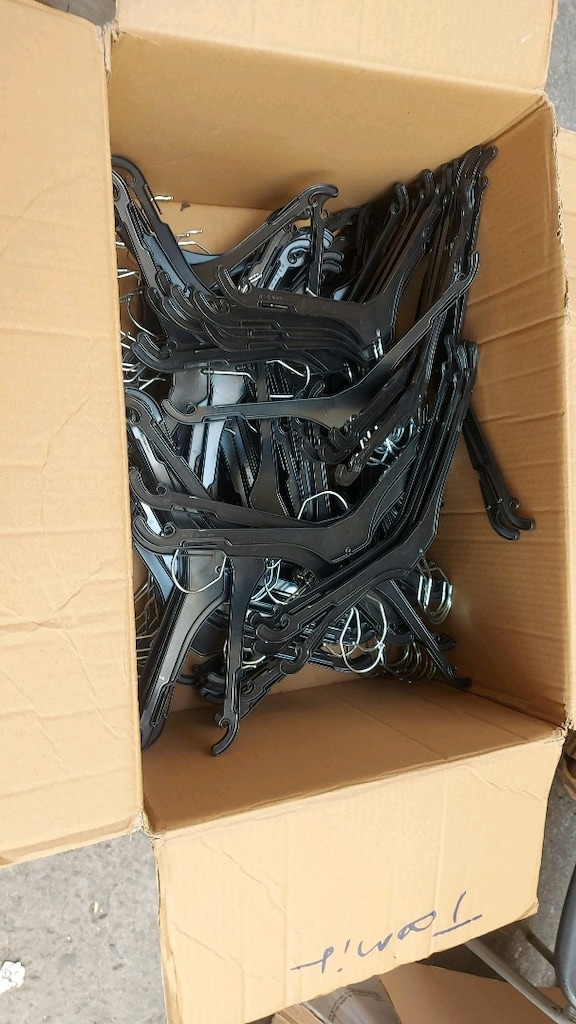 plastik askı 2 tl adedi yer güngören - 3