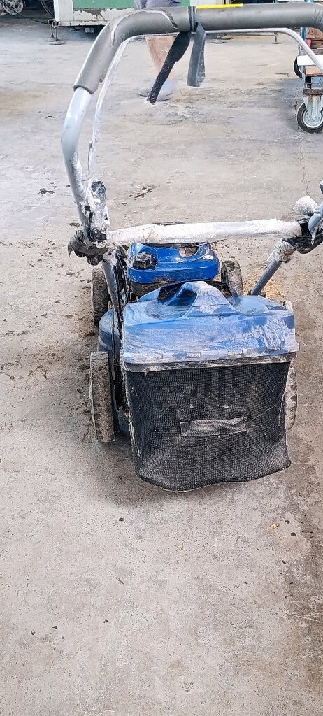 Tekerlikli ot biçme makinesi Hyundai 159cc - 4