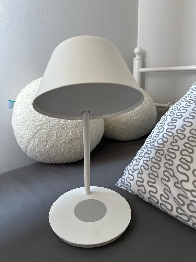 Yeelight Staria Bedside Lamp Pro - 2