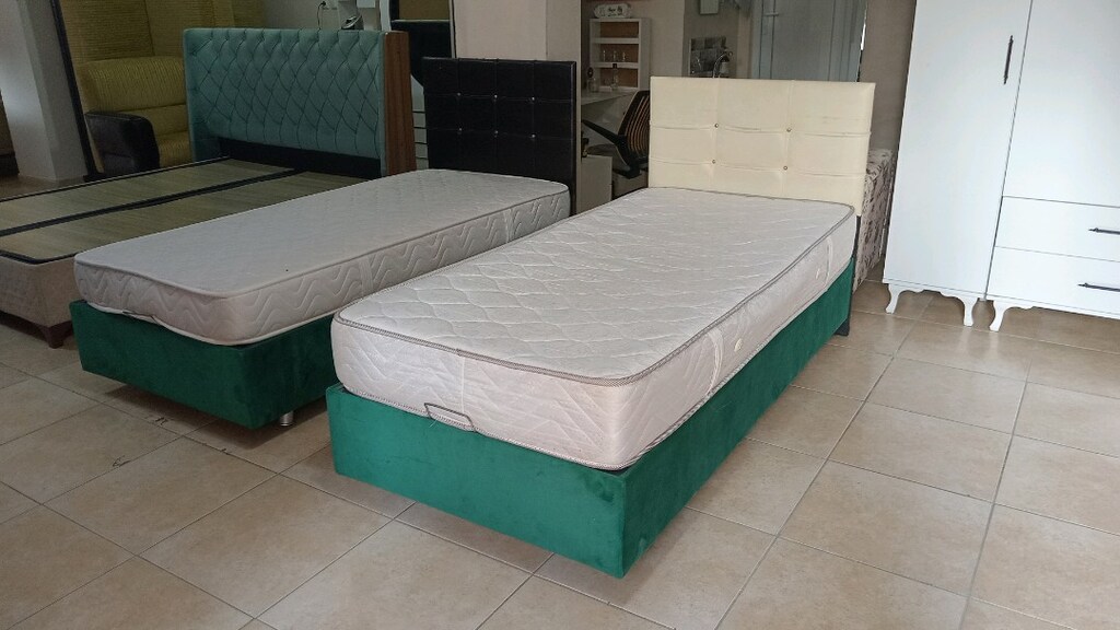 Acil satılık baza yatak başlık 90x190 ölçüsünde 2 adet fiyatıdır - 4