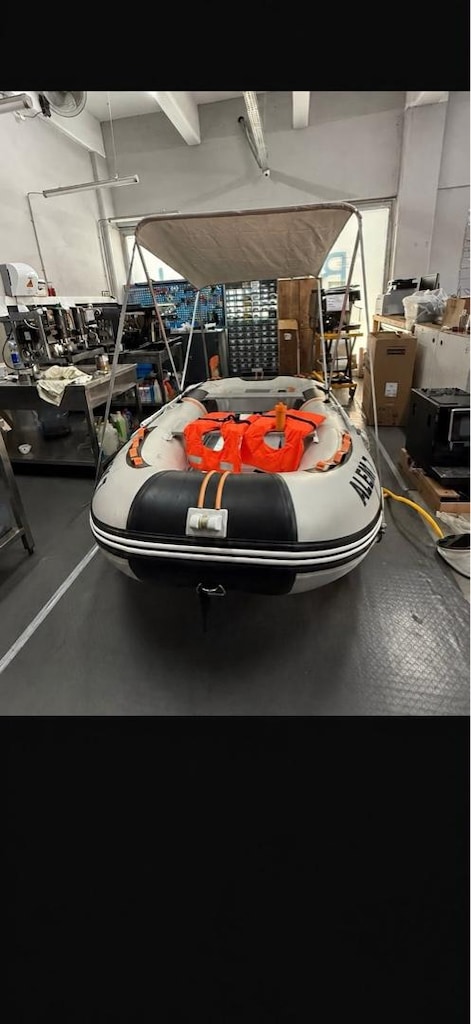 Discovery 3.60 BOT 6 HP TOHATSU - 3