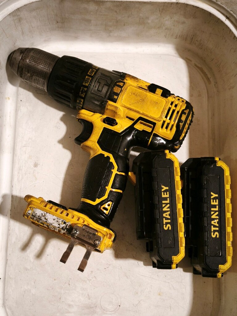 ORİJİNAL STANLEY 18 VOLT SORUNSUZ ÇALIŞAN MATKAP - 6