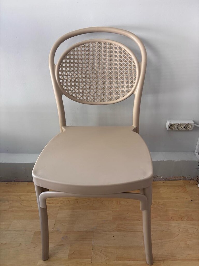 Polikarbon Kaliteli Sandalye - 6