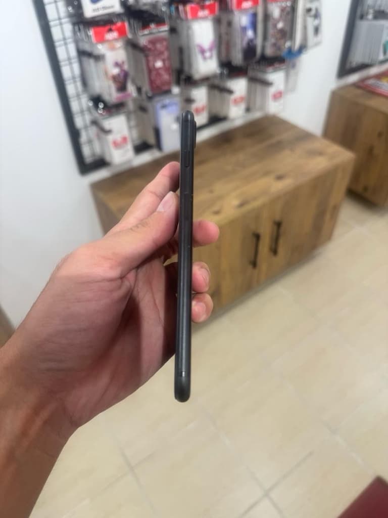 iphone 7 Plus Siyah 32GB - 4