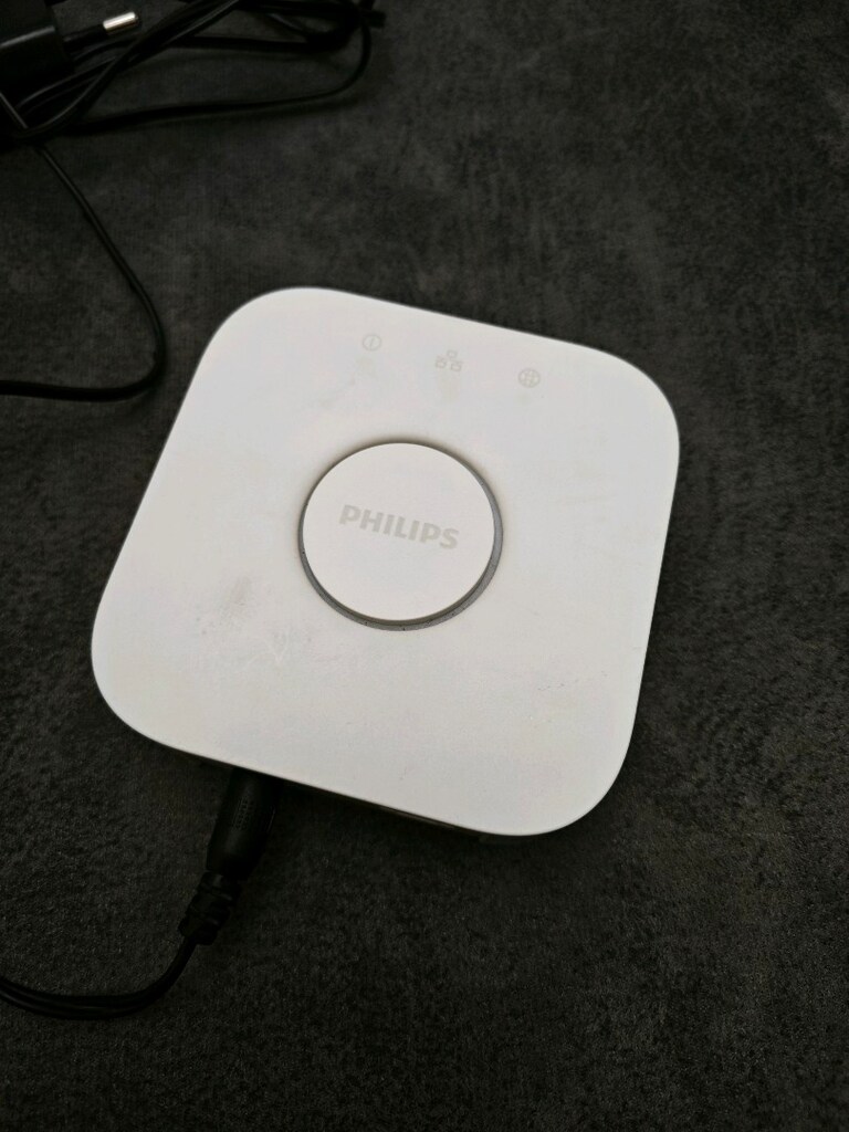 Philips Hue Bridge Köprü 2.1 Versiyon Apple HomeKit Destekli - 2
