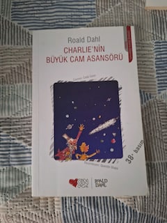 CHARLIE'NIN BÜYÜK CAM ASANSÖRÜ CAN YAYINLARI