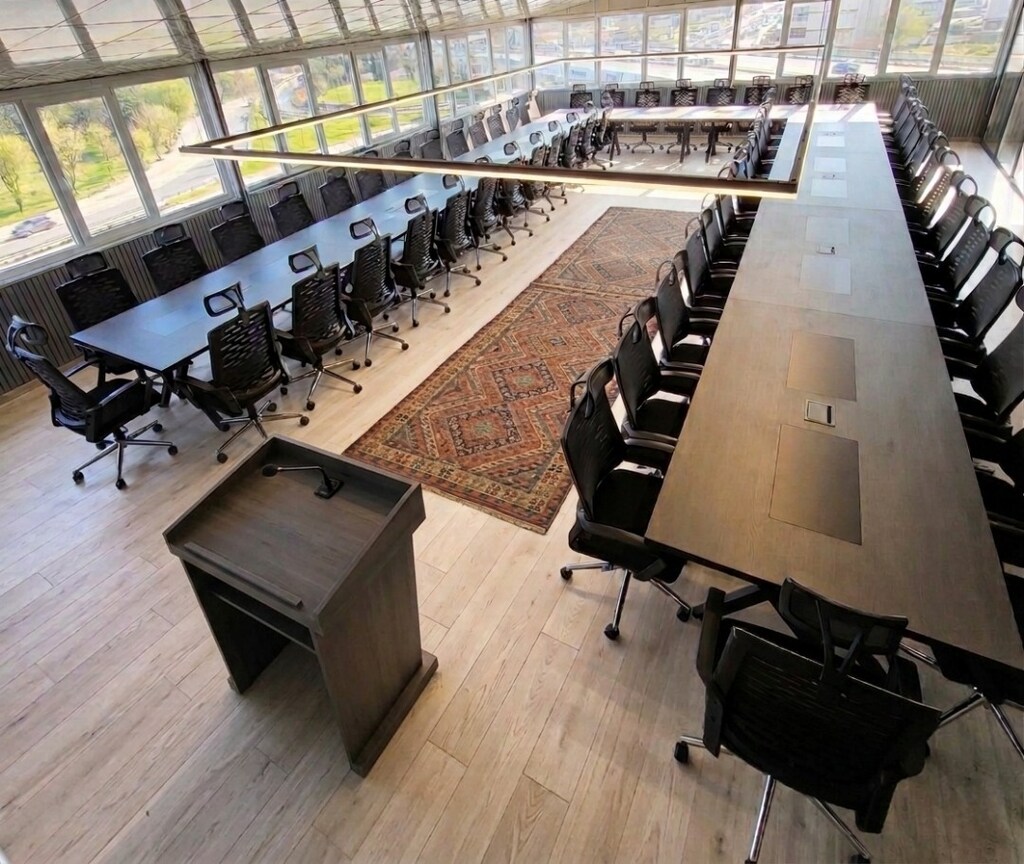 60 KİŞİLİK TOPLANTI MASASI 2500 × 120 cm. - 3