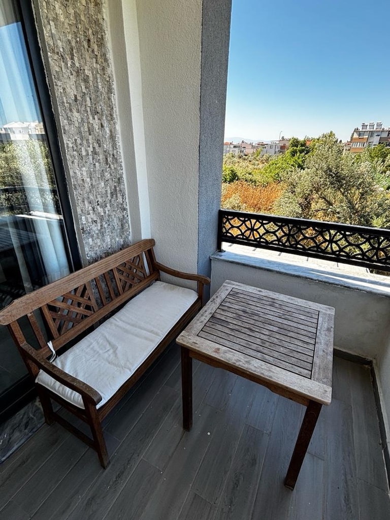 BAHÇE MOBİLYA TAKIM - 2