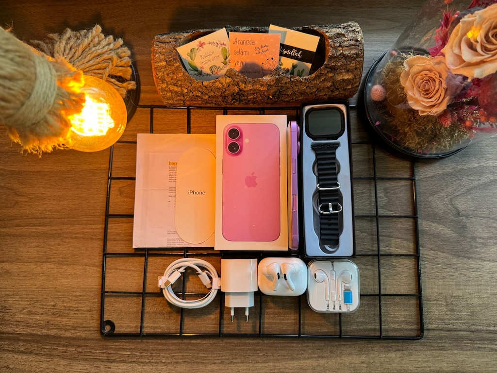 12 AY GARANTİLİ İPHONE 16 PLUS PİNK - 6