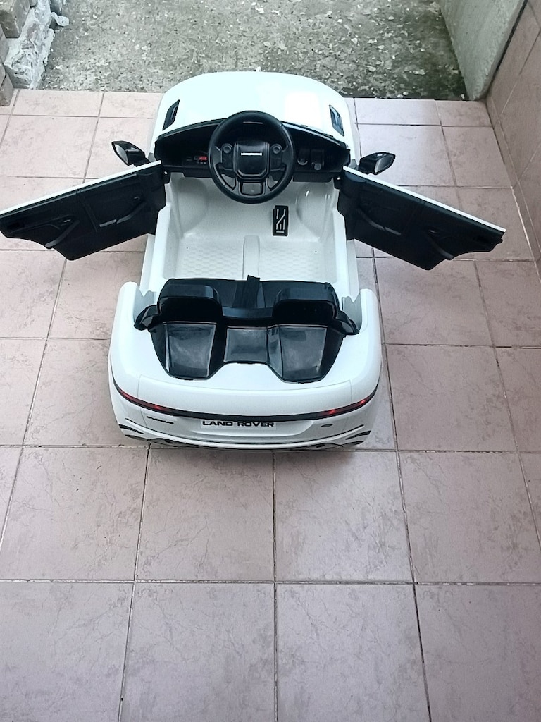 AKÜLÜ ARABA - 11