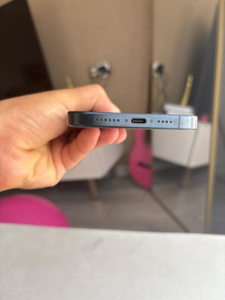 APPLE IPHONE 15 PRO MAX - 5