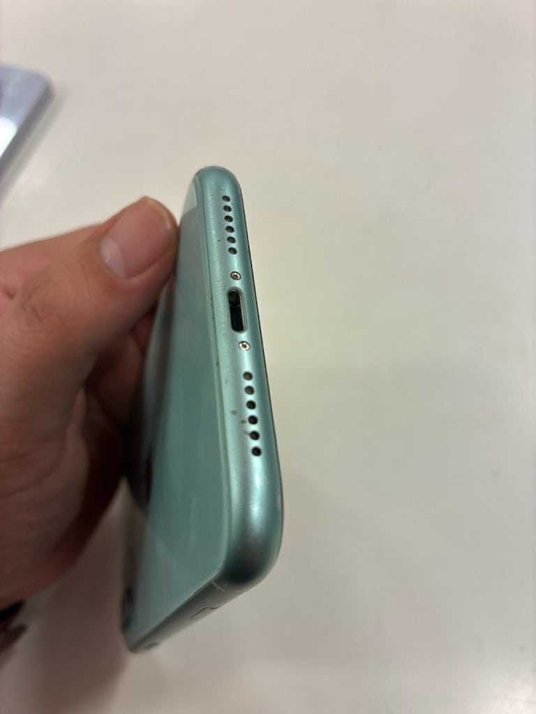 iphone 11-64 gb pil:76 - 8
