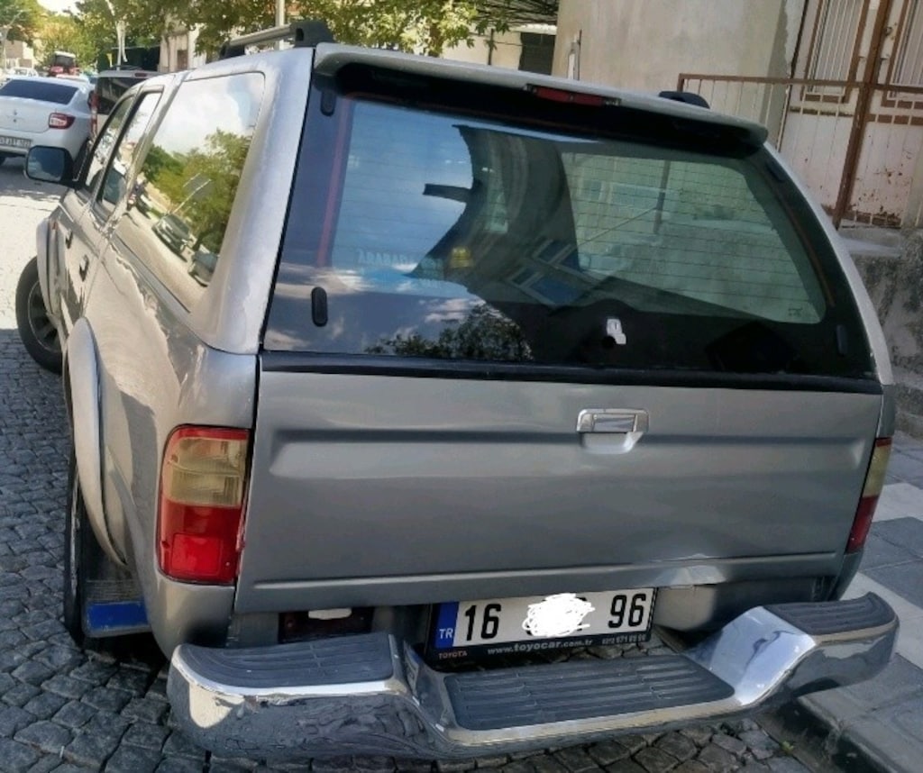 2005 model Hilux kamyonet - 4