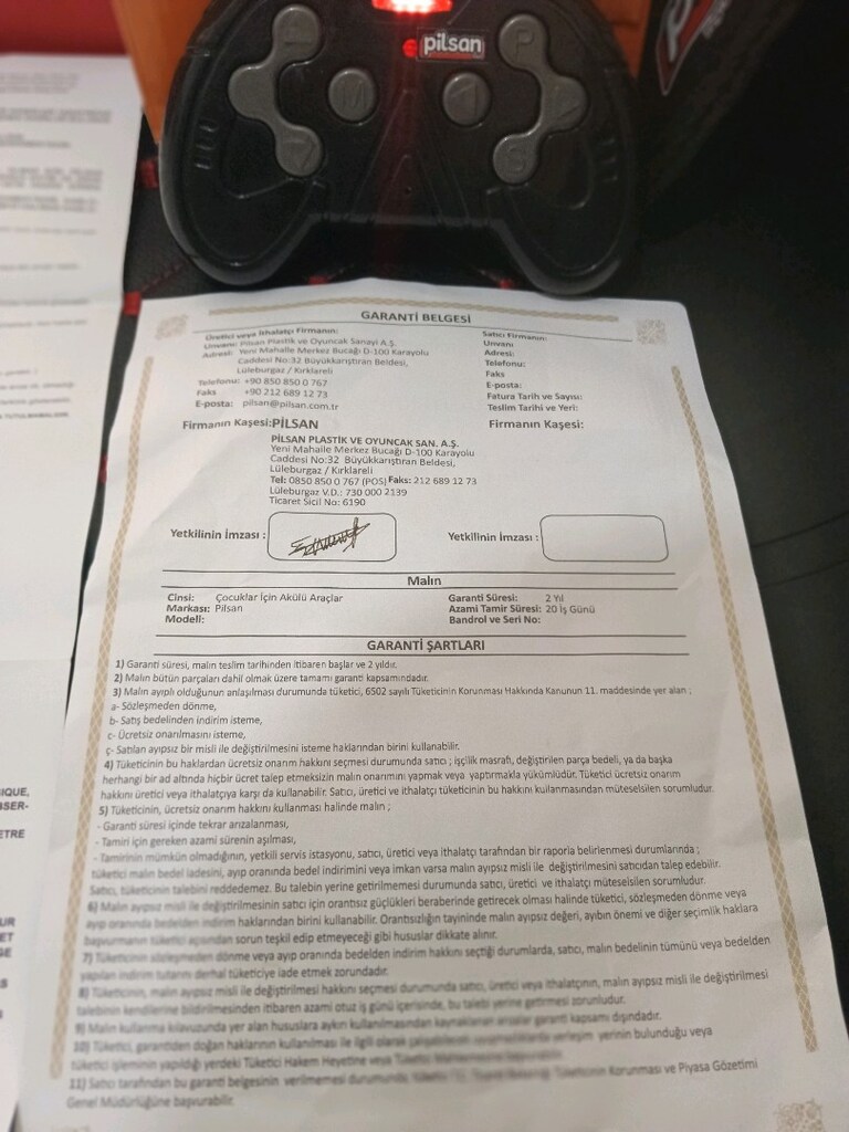 12 Volt Kumandalı Bluetoothlu Akülü Araba - 10