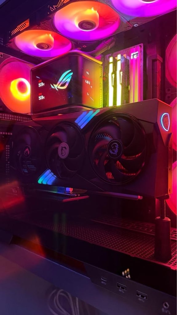 Zamlanmadan Al MSİ GeForce RTX 5070 Ti Gaming Trio OC Ekran Kartı