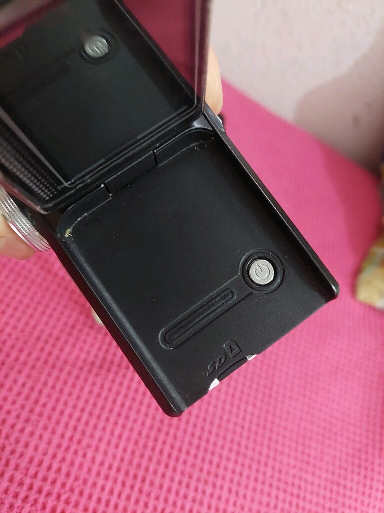 Toshiba dijital fotoğraf makinesi. Ürün arızalı ekran açılmıyor. - 12
