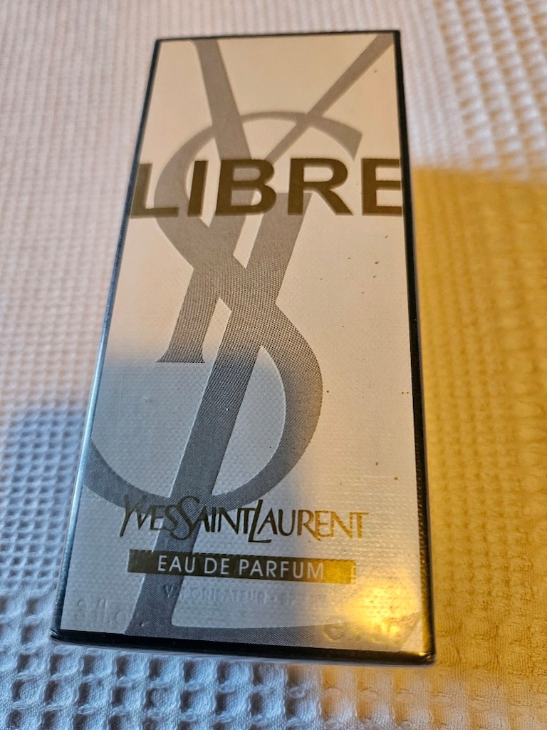 Yves Saint Lourent Libre parfüm Abd'den. Kapalı ambalaj