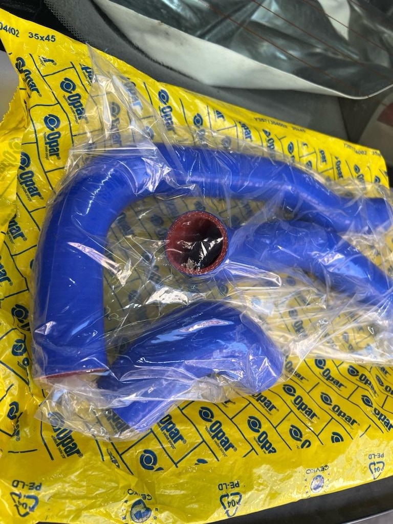 SİLİKON HORTUM SLX MOTOR TOFAŞ RADYATÖR ÜST RADYATÖR ALT VE TERMOSTAT - 3