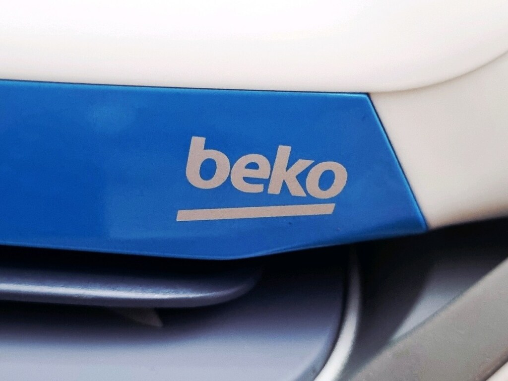 Beko BKK 2179 2400 W Buhar Kazanlı Ütü } - 3