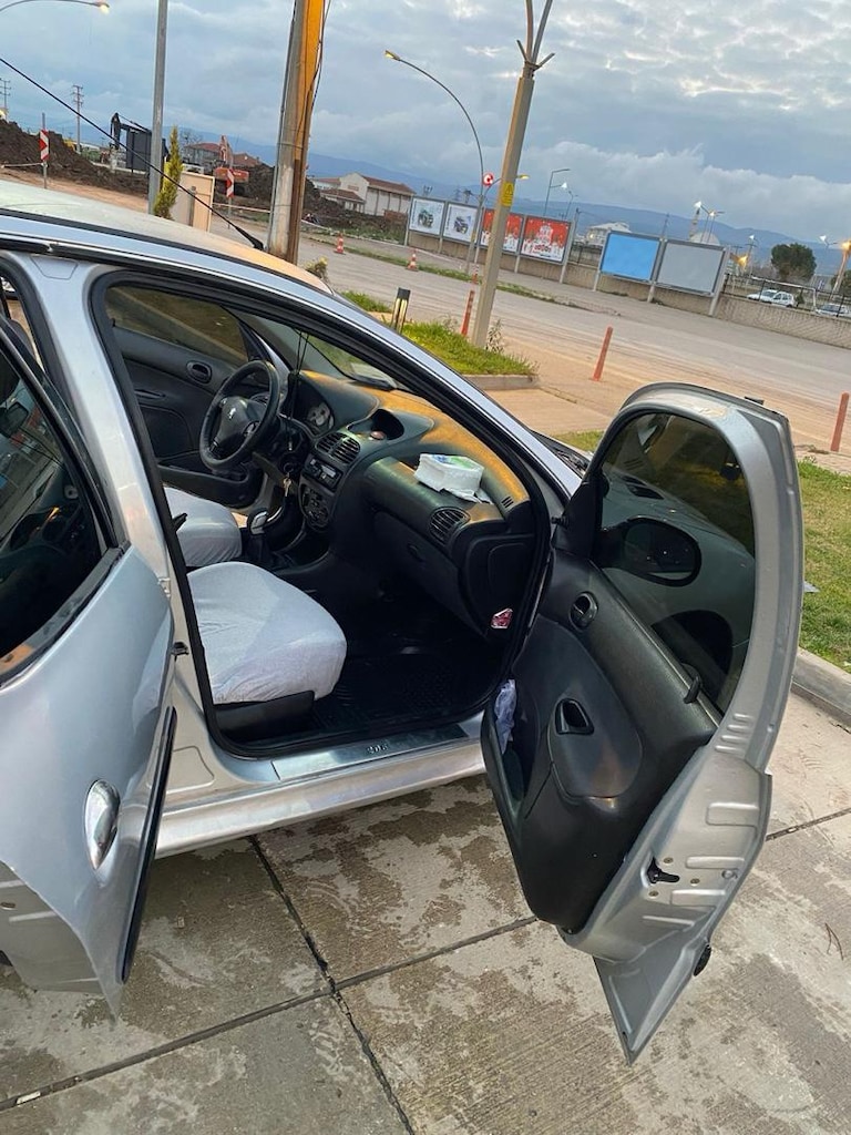 Peugeot 206 - 4