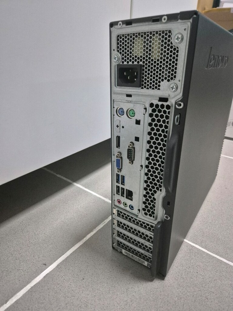 ThinkCentre Masaüstü Business Kasa Bilgisayar - 2