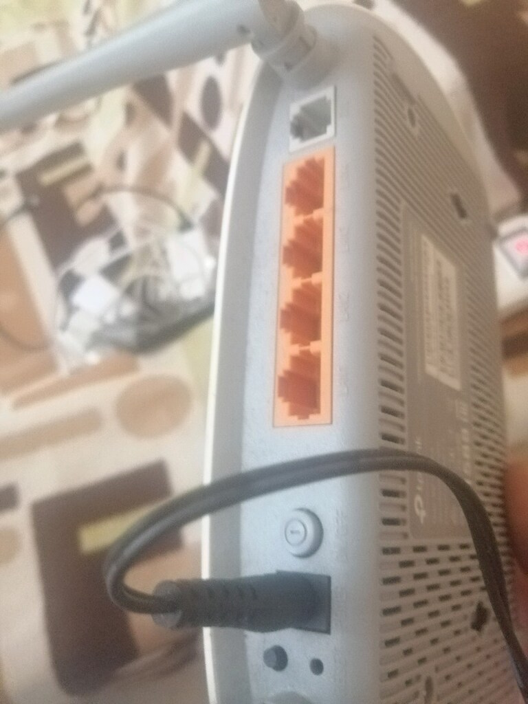 TP link. modem.2adet. - 13