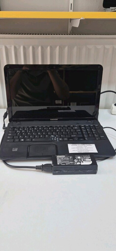 TOSHİBA LAPTOP NOTEBOOK CELERON İŞLEMCİ 8 RAM DAHİLİ EKRAN KARTI - 2