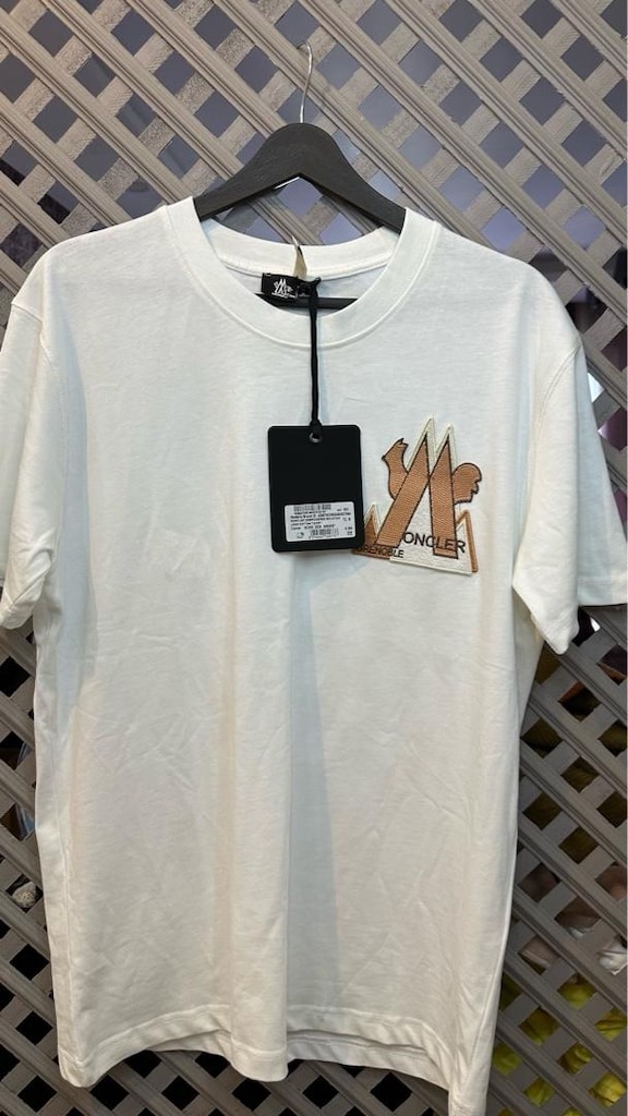 Moncler T-shirt