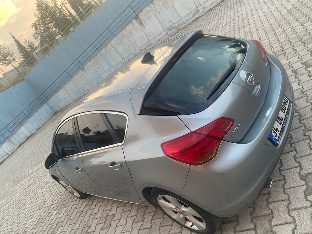 Opel Astra 1.4 Turbo benzin lpg 140 beygir - 11