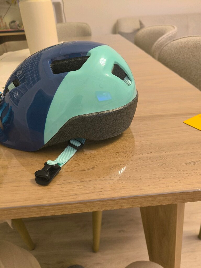 Decathlon çocuk kask dizlik seti (53-56cm) - 7