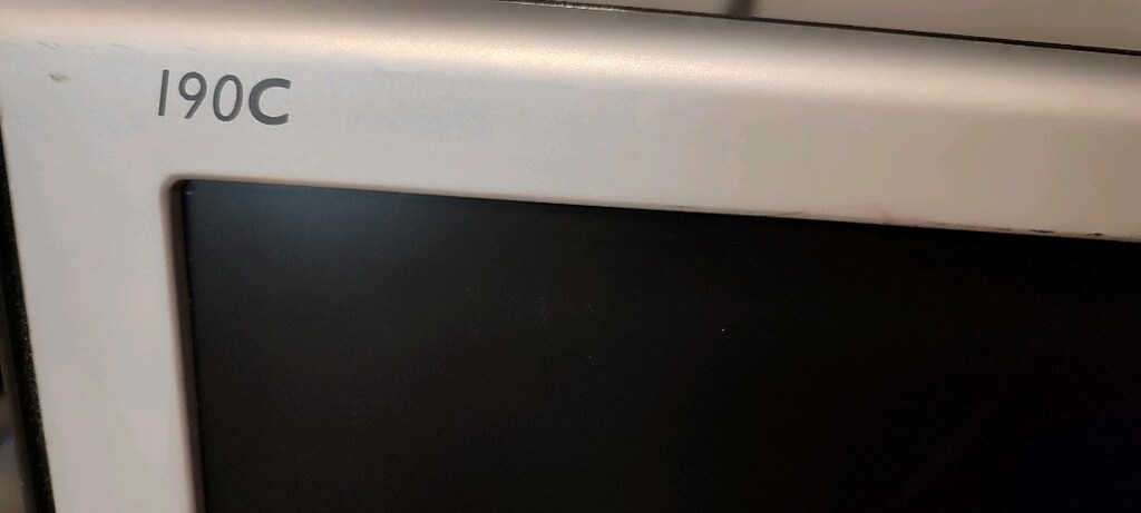 Philips 190C7FS,VGA) ve DVI - 2