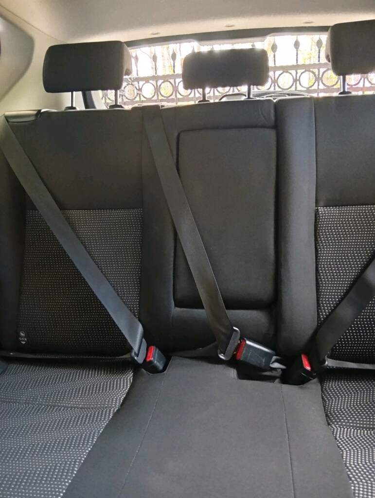 Toyota Auris 1.6 - 5