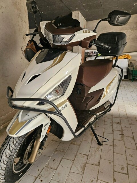 Hero dash 125 cc temiz motor 5000 km