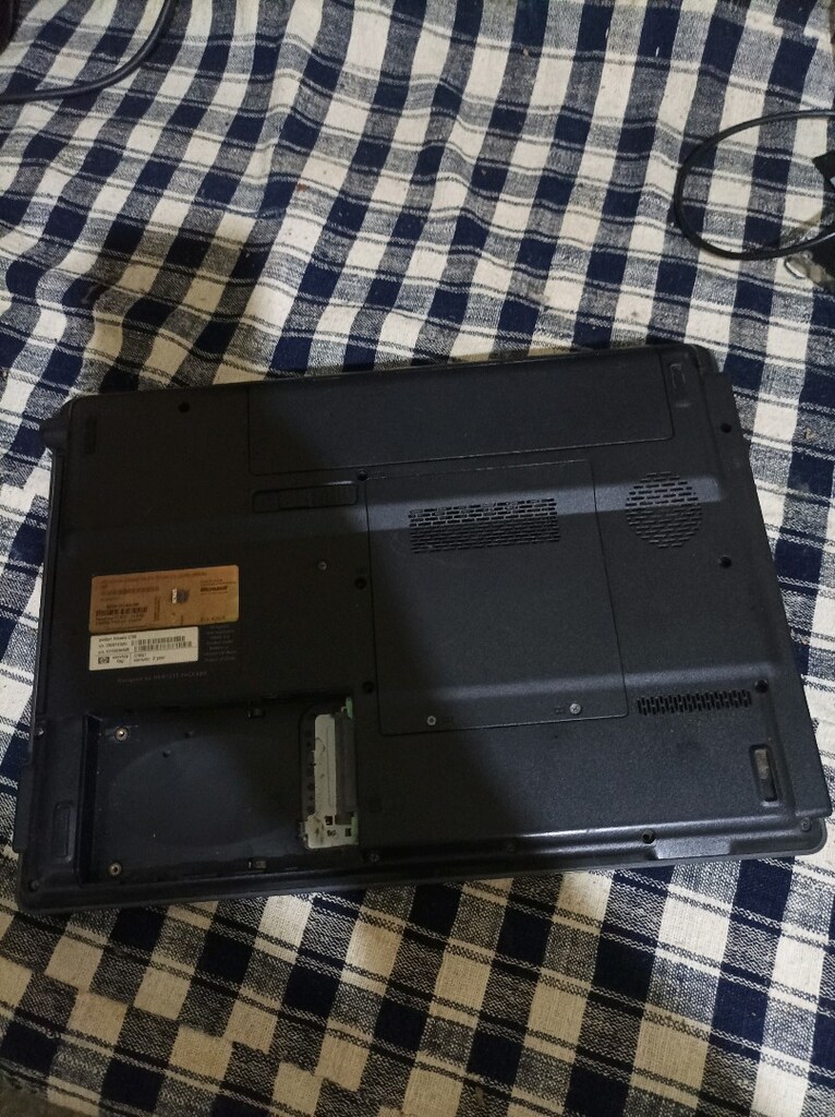 COMPAQ MARKA LATTOP - 3