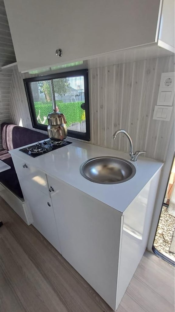 karavan + kış bahçesi tüm ekipmanları satılık - 4