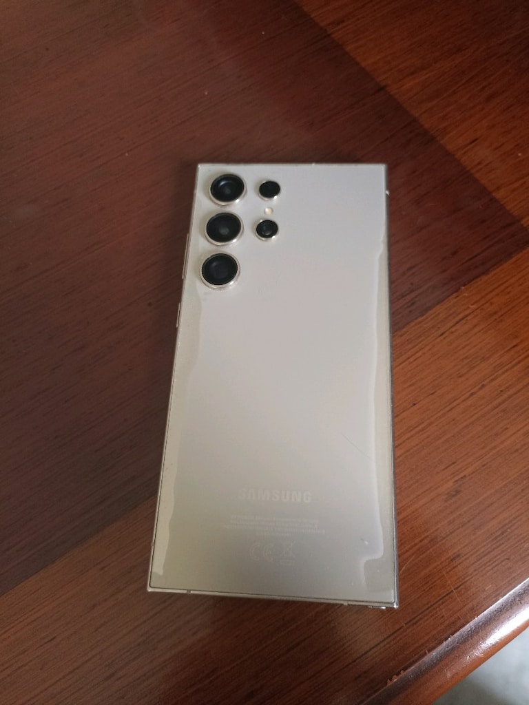 Samsung S24 Ultra - 4