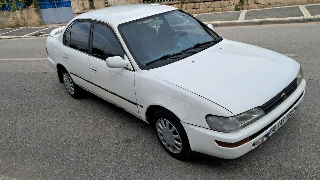 Otomatik vites Toyota Corolla (efsane) - 3