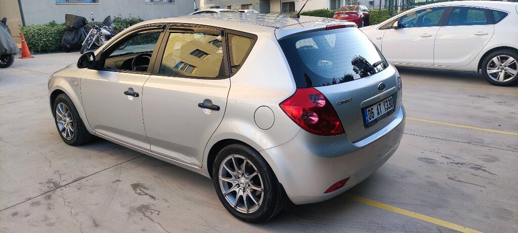Kia Ceed 2009 Model 1.6 Dizel Temiz - 12